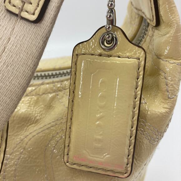 Coach F17421 Light yellow medium size shoulder bag - Picture 2 of 10